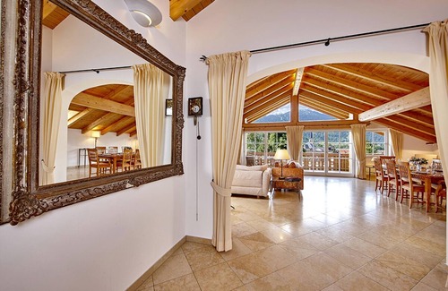 Garmisch-Partenkirchen Copropriété | Exclusive holiday apartment with a panoramic view