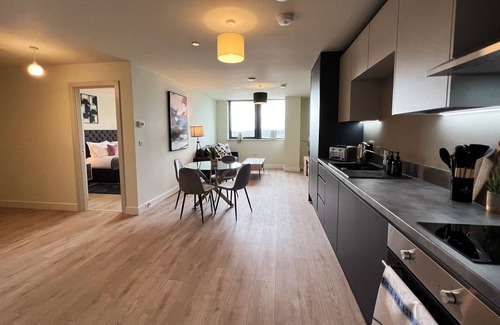 West Bromwich Appartement | Appartement-One Bedroom-Supérieure-Vue historique-Salle de bain privée séparée