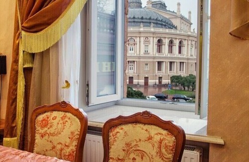 Prymors'kyi district Maison | Exclusive 3 room VIP apartment next to Opera Building in the heart of Odessa