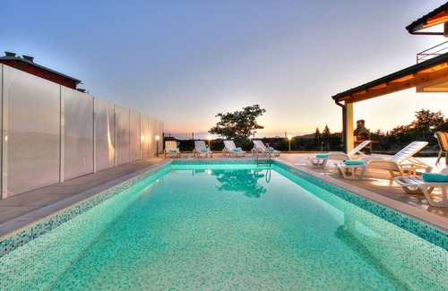 Plovanija Villa | Villa exclusive 4 étoiles - WiFi * piscine * grill