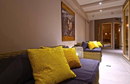 Niederlandenbeck Appartement | Exclusive apartments with separate living room/bedroom and balcony