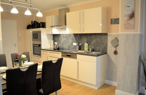 Borgerende Appartement | Exclusif FeWo / 2Schlafz./ Lieu de rêve / sans obstacle / plage 200m / laveuse-sécheuse / W-LAN