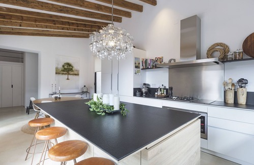 Soller Maison | Villa en pierre design exclusive avec vue sur les montagnes