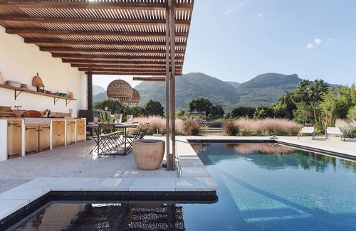 Soller Maison | Villa en pierre design exclusive avec vue sur les montagnes