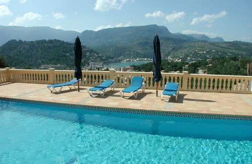 Soller Appartement | Duplex exclusif avec vue sur la mer et jardin privé.Wifi gratuit!