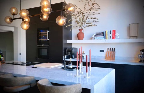 Statenkwartier Maison | Unique Family House - Close to beach and The Hague city center - Free Parking