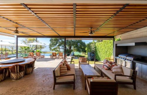 Ajijic Maison | Exclusive Family House with Padel and Lake Chapala Access
