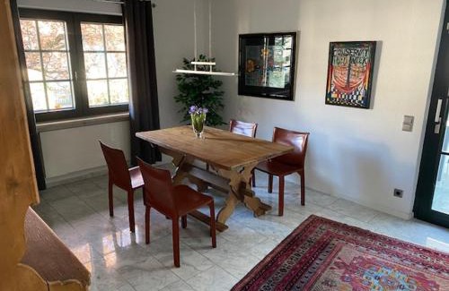 Hausen im Wiesental Appartement | Exclusive FWO mit kleinem beheizbarem Pool zum Schwimmen und Massieren