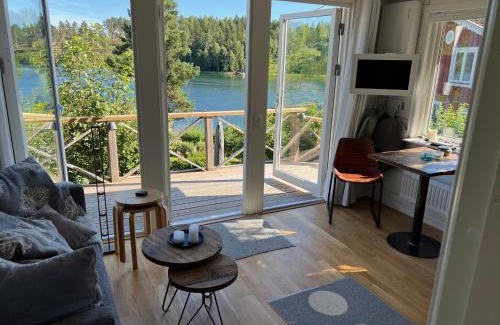 Varmdo Maison | Exclusive guesthouse with stunning Seaview!