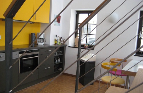 Werder Appartement | le petit loft dans les murs historiques, l'emplacement de l'île, la connexion à Potsdam / Berlin