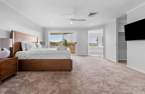 Tumbi Umbi Maison | Exclusive Luxury Oasis - Tumbi Umbi, NSW