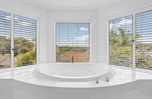 Tumbi Umbi Maison | Exclusive Luxury Oasis - Tumbi Umbi, NSW