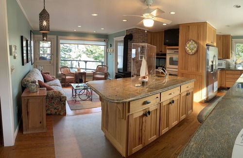 Friendship Maison | Exclusive oceanfront home, private sandy beach, expansive view, stunning sunsets