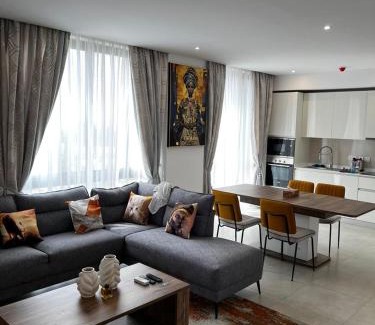 Roman Ridge Appartement | Exclusive One bedroom in the heart of Accra