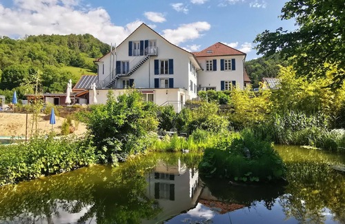 Klettgau Appartement | Exclusive penthouse - on the border to Switzerland. 30 min. Zurich or Rhine Falls