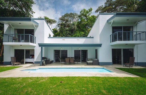 Punta Mala Maison | Exclusive Use of the Entire Home and the Three Ocean View Suites