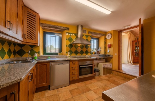 Palau de Santa Eulalia Cottage | Villa exclusive avec piscine, barbecue et près de la rivière. Idéal pour les familles