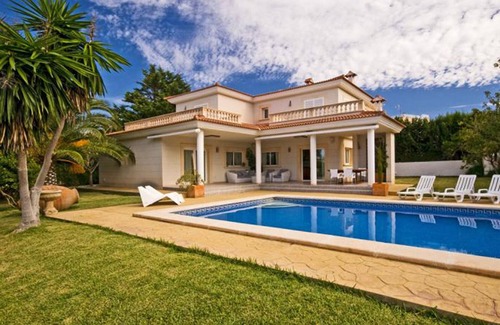 Badia Blava Villa | Villa exclusive avec piscine privée, terrasses et vues.