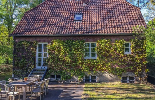 Soderstorf Maison | Exclusively and lovingly furnished "Forsthaus"
