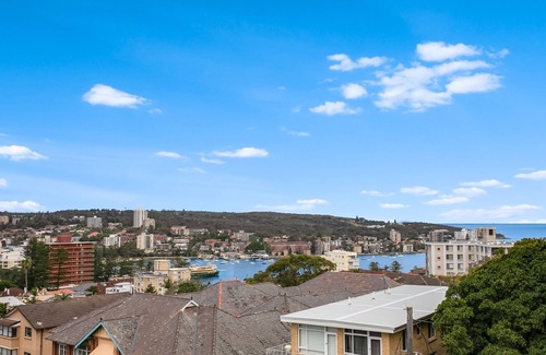 Manly Appartement | Executive 2 bedroom 2 bath apartment - expansive water/district views Manly