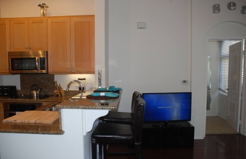 North Park Copropriété | ** Condo Loft meublé exécutif à North Park **