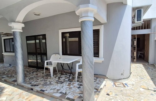 Littoral Department Appartement | Executive King-Size Bed Room In Akpakpa Cotonou Benin