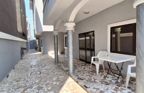 Littoral Department Appartement | Executive King-Size Bed Room In Akpakpa Cotonou Benin
