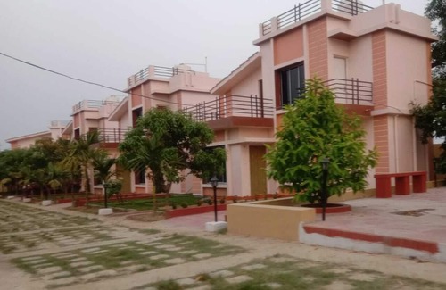 Bolpur Maison | executive private room in bed and breakfast with pool