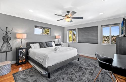 Mount Helix Maison | Executive Retreat - Renovated - Spacious - Views