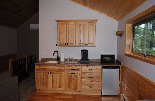 Eagle River Appartement | Executive Studio on a beautiful lake.