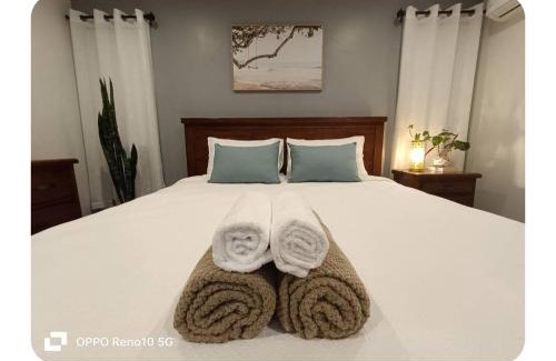 Holmview Maison | Executive Suite