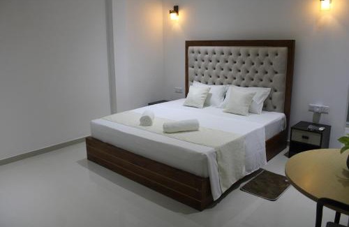 Dadugama Maison | Exin River Breeze Transit Hotel - Katunayake