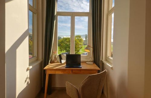 Bad Sooden-Allendorf Appartement | Exklusive Fewos - 6 SZ - 14 P - 2 Küchen - 4 Bäder - Mitten in Deutschland - Bahnhof & Altstadt fußläufig