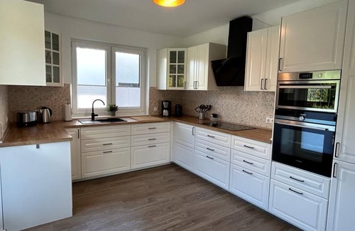 Bestensee Appartement | Exklusive Ferienwohnung bei Berlin, bis 5 Gäste, Große Terrasse, Garten