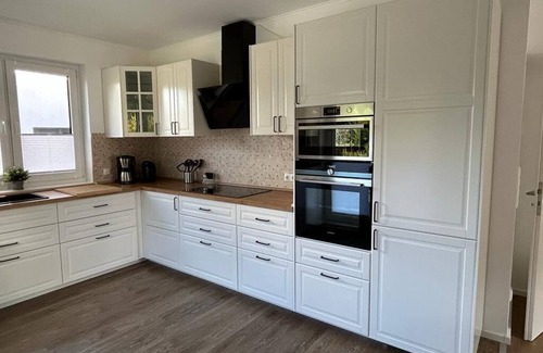 Bestensee Appartement | Exklusive Ferienwohnung bei Berlin, bis 5 Gäste, Große Terrasse, Garten