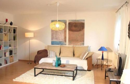 Niederpoyritz Appartement | Exklusive Ferienwohnung an der Elbe