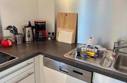 Eilsum Appartement | Exklusiver Platztraum, Sonnengeflutet, mit Weitblick Garten, Südbalkon/terrasse
