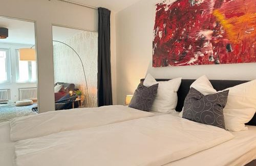 Old Town Appartement | Exklusives 3 Zi Design Apartment in FR-Altstadt