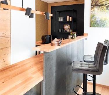 Oberwarngau Appartement | Exklusives Design Hideaway & Sauna