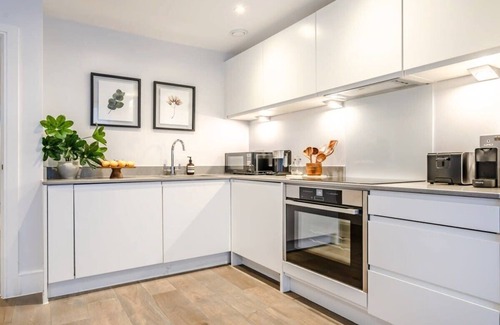 Holborn and Covent Garden Appartement | Expansive & Modern Duplex Apartment in Bloomsbury