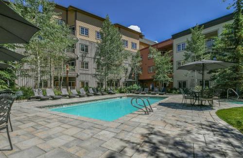 River Run Maison | Expedition Station 8590 by SummitCove Lodging