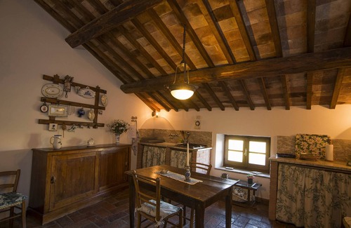 Proceno Appartement | Vivez des vacances à couper le souffle dans un château, restaurant, belle vue