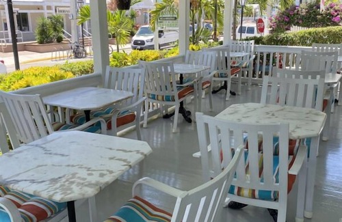 Uptown - Upper Duval Maison | Experience All Of What Key West Has To Offer! Beach Access, 3 Pools, Bar!