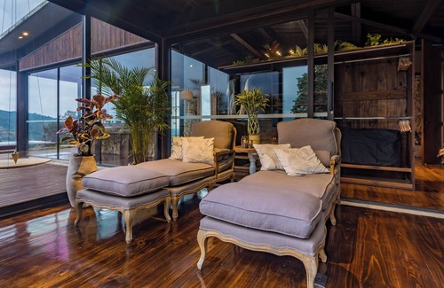 Retiro Maison | Experience an Award-Winning Luxurious Chateau Above the Clouds