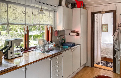 Sala Maison | Experience an idyllic location near the lake Ljömsebosjön