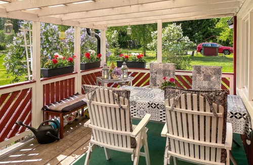 Sala Maison | Experience an idyllic location near the lake Ljömsebosjön