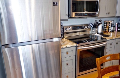 Briargate Maison | Cozy Townhouse 7.5 miles from USAF Academy