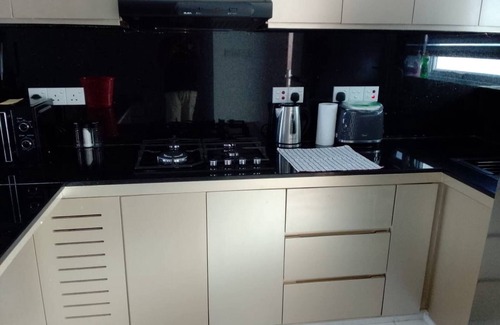 Moratuwa Appartement | Experience Comfort & Convenience
