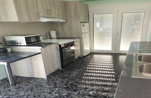 Mytilene Appartement | Experience Comfort in our Newly Remodeled Apartment