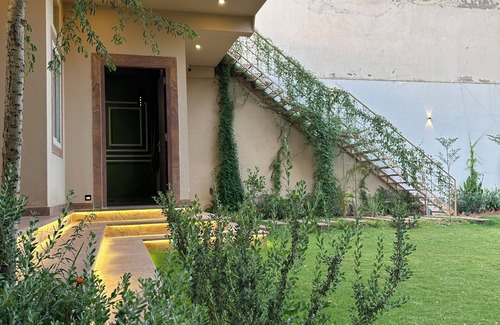 Jagatpura Villa | Experience Luxury and Peace at The Phoenix Green Escape